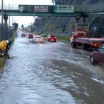 Cuenca: Lluvias causan inundaciones y ponen a un río en alerta